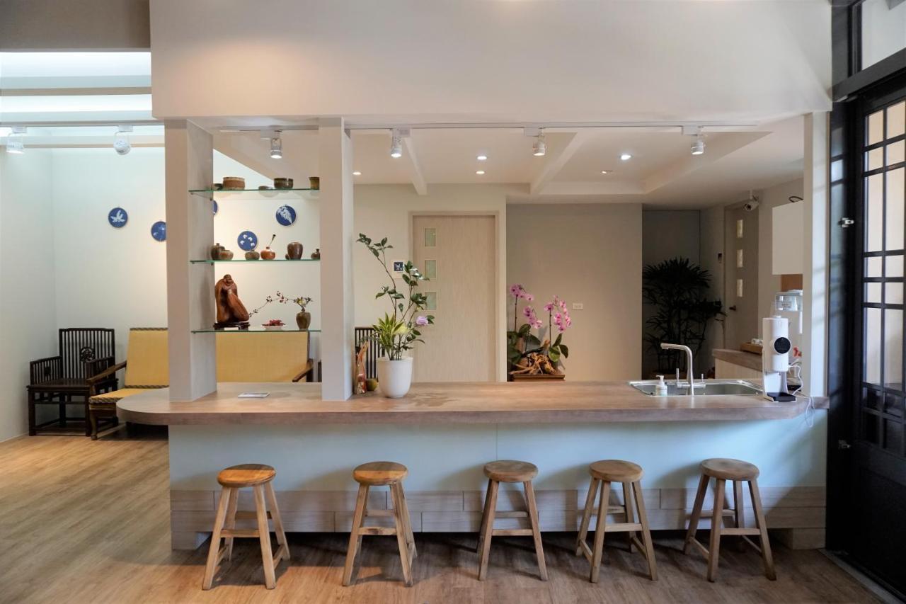 Gongguan 蘊慢築 茶花藝主題民宿 Yun Man Zhu Homestay מראה חיצוני תמונה